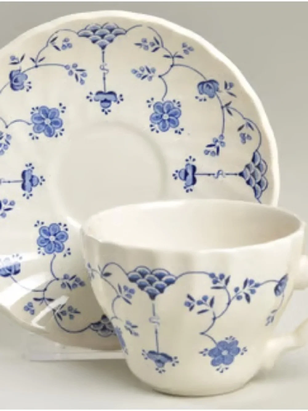 Myott Finlandia Blue Floral Teacup and Saucer - White and Blue